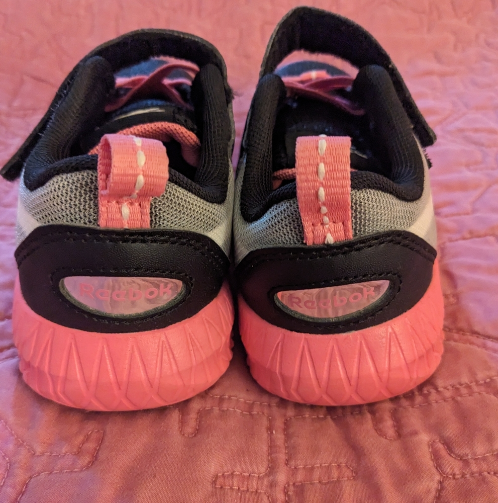 Kids Reebok sneakers - Picture 4 of 5
